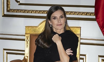 Królowa Letizia błyszczy w biało-czarnej sukience podczas wizyty w Angoli. Jeden efekt kreacji całkowicie ją odmienił!