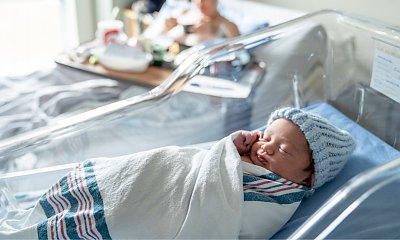 W Krakowie przyszły na świat pięcioraczki. W domu czeka na nie siedmioro rodzeństwa i dumny tata