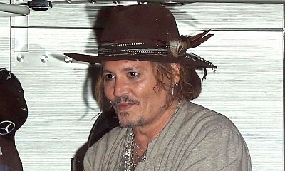 Johnny Depp nieoczekiwanie odwiedził angielski sklep z antykami. Przyleciał helikopterem, ale właściciel zapewnia, że aktor "mocno stąpa po ziemi"