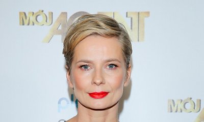 Orły 2023: Magdalena Cielecka pozuje z wdziękiem w sukni z rozcięciem. Klasa, szyk i styl!