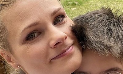 Anna Głogowska zadała szyku na ślubie brata. Są do siebie podobni?