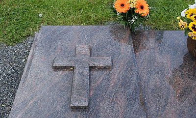 „Nie odwiedzę grobów na święta. Czy to takie ważne”?