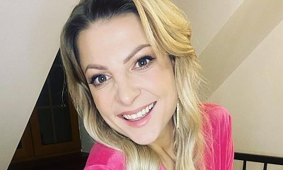 Magda Narożna bez makijażu wygina się w kusej piżamie! Internauci zachwyceni