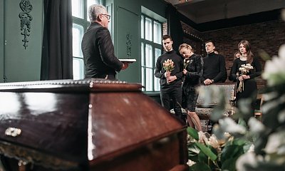 "Na pogrzebie męża usłyszałam przeraźliwy krzyk. Prawda okazała się okrutna"