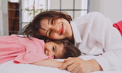 "Po 3 latach od urodzenia córki chciałam raz wyjść z koleżankami. Mama mi zabroniła"