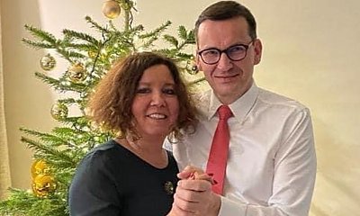 Mateusz Morawiecki majówkę spędza z córką w stajni. Tak premier wygląda bez okularów!