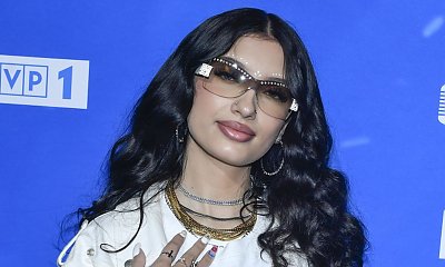 Viki Gabor z burzą loków na konferencji festiwalu w Opolu. Jej outfit zachwycił fanów!