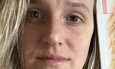 Aleksandra Żebrowska pokazała dziecko w trawie. Fanka: "Myślałam, że macie Jack Russel Terriera Szorstkowłosego"