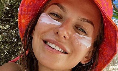 Anna Lewandowska zapozowała topless. Fani: "Nie musisz się pokazywać w taki sposób"