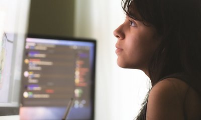 "Moja nastoletnia córka nie ma żadnych zainteresowań. Ciągle siedzi przed komputerem"