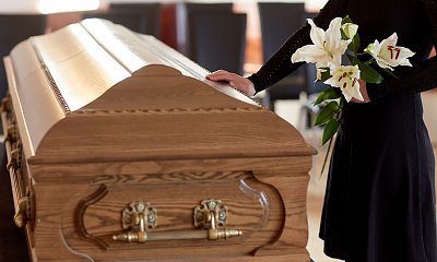 "Mama zapisała to w testamencie! Jak ona mogła... Mój ojciec w grobie się przewraca..."