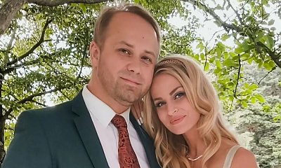 Anita i Adrian ze "Ślubu..." na weselu. Jej sukienka skradła show! Gdzie ją kupiła?