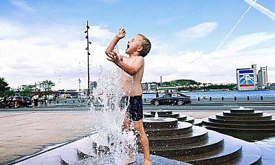 "Teściowa ochłodziła moje dzieci w fontannie! Czy ona nie wie, czym to grozi?!..."