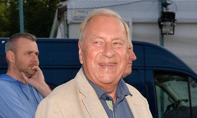 Jerzy Stuhr wyda książkę o "kompletnej błahostce". Zarobi na wypadku?
