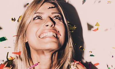"Jestem trzydziestoletnią singielką i mam się świetnie. Największy problem ma z tym moja mama"