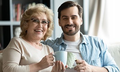 "Syn nie potrafi znaleźć sobie odpowiedniej narzeczonej. Z każdą jest coś nie tak, a on taki fajny"