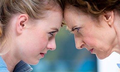 "Moja mama kazała mi stracić wianek. Ona w moim wieku miała już 10 partnerów"