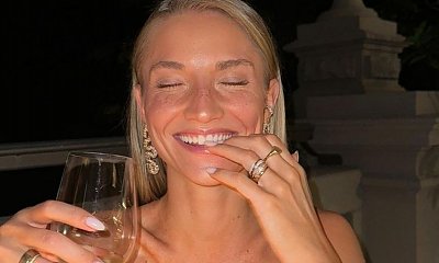 Ukochana Arkadiusza Milika pręży się w skąpym odzieniu, odsłaniając niemal wszystko! Pyta: "Hot or not?"
