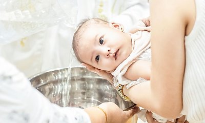 "Liczyłam na to, że moja córcia dostanie lepsze prezenty na chrzest. Teściowa się nie popisała"