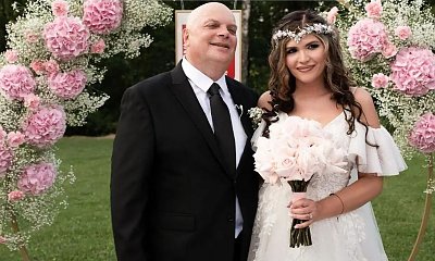 Karolina Skiba pokazała sesję ślubną z mężem i z psami! Wdzianka zwierzaków urocze!