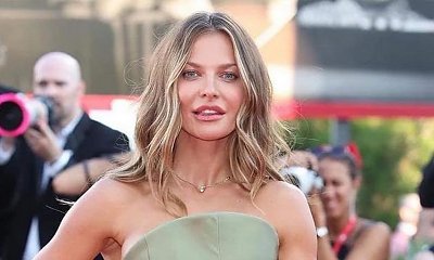 Anna Lewandowska w satynowej sukience bez stanika na balu maskowym. Fani: "Powiększyła piersi"?!