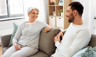 "Cieszę się, że mój syn odnalazł miłość swojego życia. Moje sąsiadki nie mogą uwierzyć, że to zaakceptowałam"
