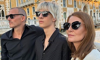 Maja Ostaszewska pozuje z 16-letnim synem w Wenecji. Fani: "Syn to pani klon"