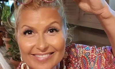 Katarzyna Skrzynecka pozuje z mężem i piękną córką. Fanka zwróciła uwagę na jeden szczegół