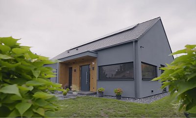 Dom powstał w 3 miesiące przy obniżonych kosztach. Ma 125 m2 i jest piękny!
