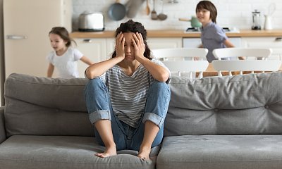 "Mąż nalega na trzecie dziecko, bo zależy mu na... jakichś zniżkach. Serio?"