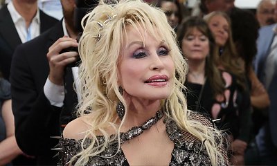 77-letnia Dolly Parton wystąpiła w stroju cheerleaderki. "To nasz skarb narodowy!", piszą fani