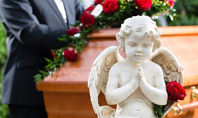 "Chociaż prababcia od dawna nie żyła, na pogrzebie pradziadka pojawił się wieniec od kochającej żony"