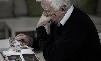 "Straciłem w tym roku żonę. Moje dzieci złożyły mi bezwstydną propozycję. Nie tak je wychowałem!"