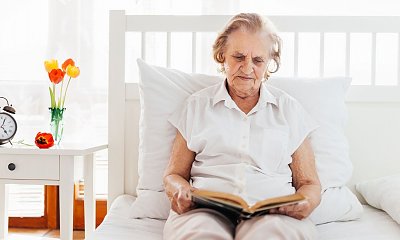 "Babcia do ostatnich chwil czekała, aż ją odwiedzę. A ja nie zdążyłam. Nie mogę sobie tego wybaczyć"