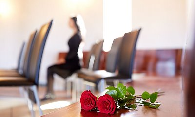 "Na pogrzebie męża pojawiła się tajemnicza kobieta. Wkrótce dowiedziałam się, kim dla niego była..."