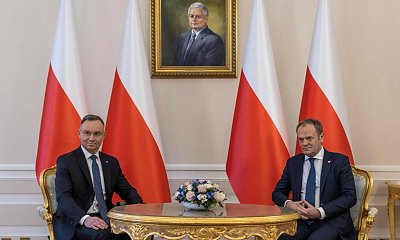 Donaldinho i twardy Andrzej w końcu się spotkali! Internauci komentują memami