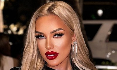 Ukochany Caroline Derpieński zdemaskowany. Co wiadomo o bajecznym milionerze?