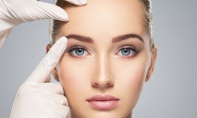 Stymulatory tkankowe na twarz – 5 oznak, że Twoja skóra ich potrzebuje