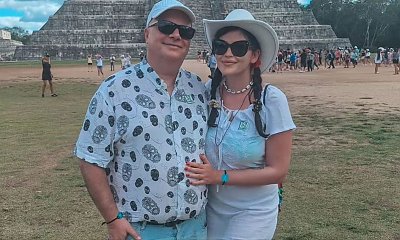 Krzysztof Skiba zwiedza Meksyk w skarpetach. Nakupował koszulek na cały rok
