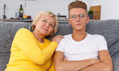 "Gdy znienacka odwiedziłam mojego dorosłego syna, odebrało mi mowę. Nie sądziłam, że ten bałaganiarz wykręci taki numer!"
