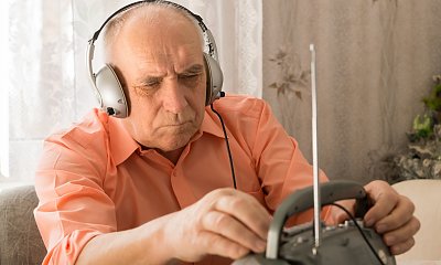 "Tajemniczą nieznajomą z ogłoszenia w radio okazała się moja była żona. Nie uwierzycie, jak to się skończyło!"