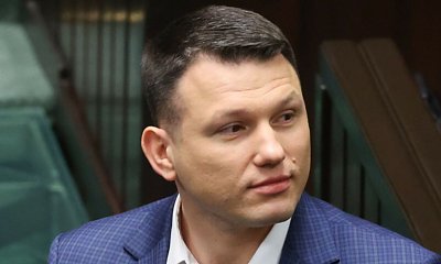 Sławek od grilla jest milionerem. Jego kancelaria notuje takie przychody, że klękajcie narody