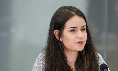 Maria Raczyńska twierdzi, że: "Afera wizowa nie istnieje". Wyznała też, że nie ma ani doświadczenia, ani wykształcenia