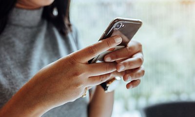 "Podpuściłam mojego męża na Tinderze. Nie znałam go od tej strony"