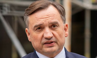 Przezorny Zbychu Ziobro kocha, ale sprawdza. Przed ślubem żonę "śledził i podsłuchiwał"