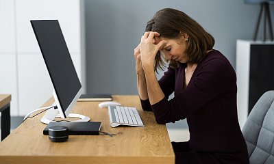 "Mąż mnie zdradził. Ta dziewczyna jest w wieku naszej córki. Nie jest jej wstyd?"
