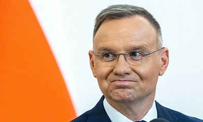 Śmieszek Andrzej śmieje się z własnego dowcipu. Wszystko się nagrało [wideo]