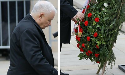 Zdenerwowany Jarosław chciał zniszczyć wieniec pod pomnikiem. Wszystko się nagrało [wideo]