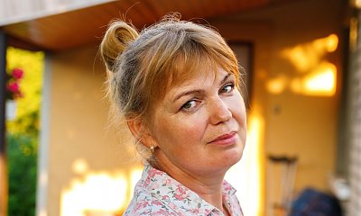 "Od 10 lat jestem tylko gosposią w naszym domu. Mąż woli młode koleżanki z pracy niż mnie"