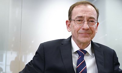 Najedzony Mariusz pójdzie do Europarlamentu? Ma poparcie Jareczka i jego popleczników